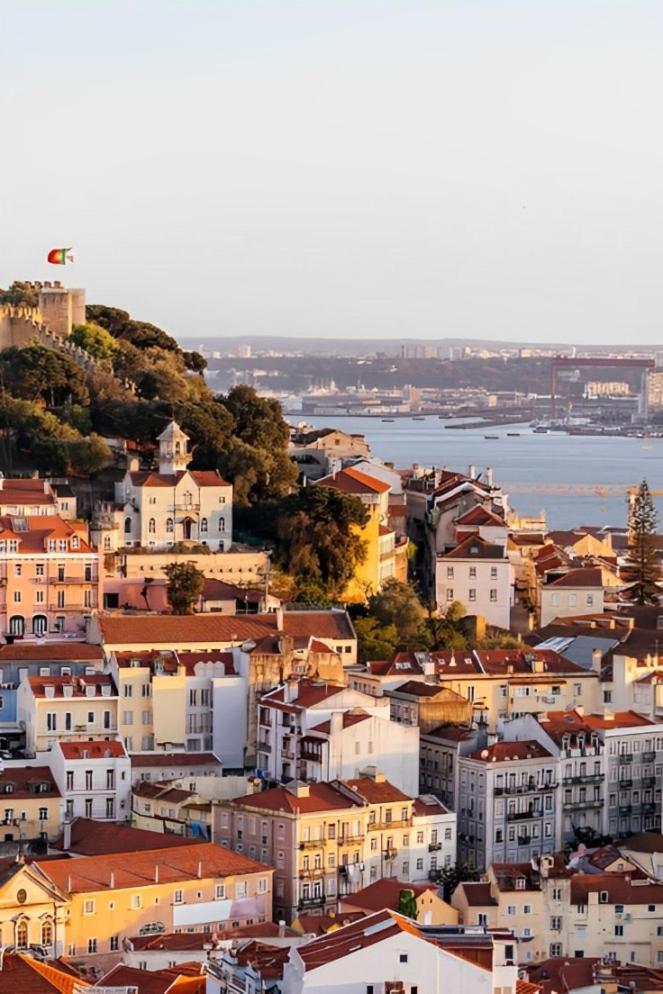 شقة Castelo Premium By Homing Lisboa المظهر الخارجي الصورة